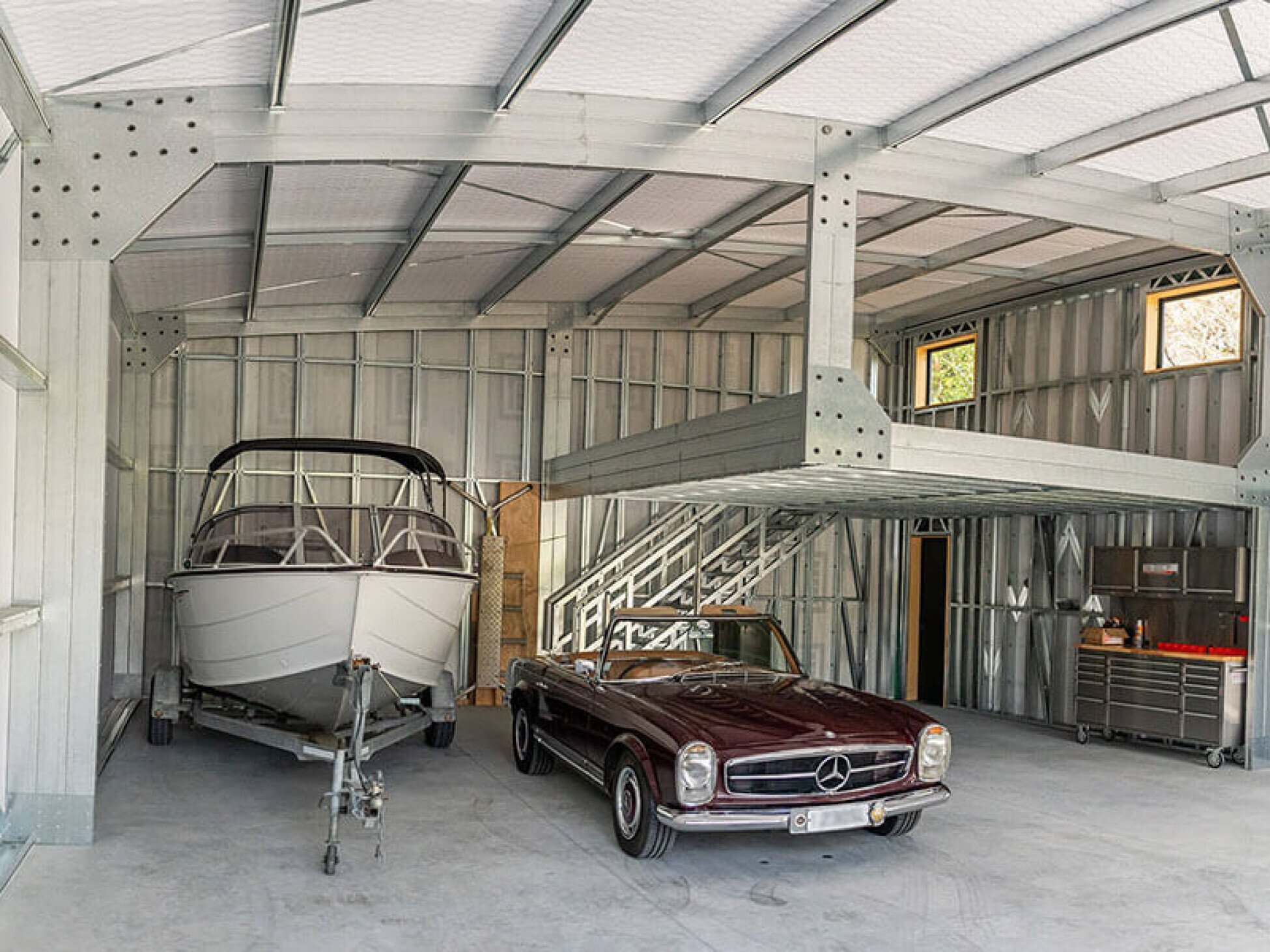 Matakana shed showcases RFS roll-formed products