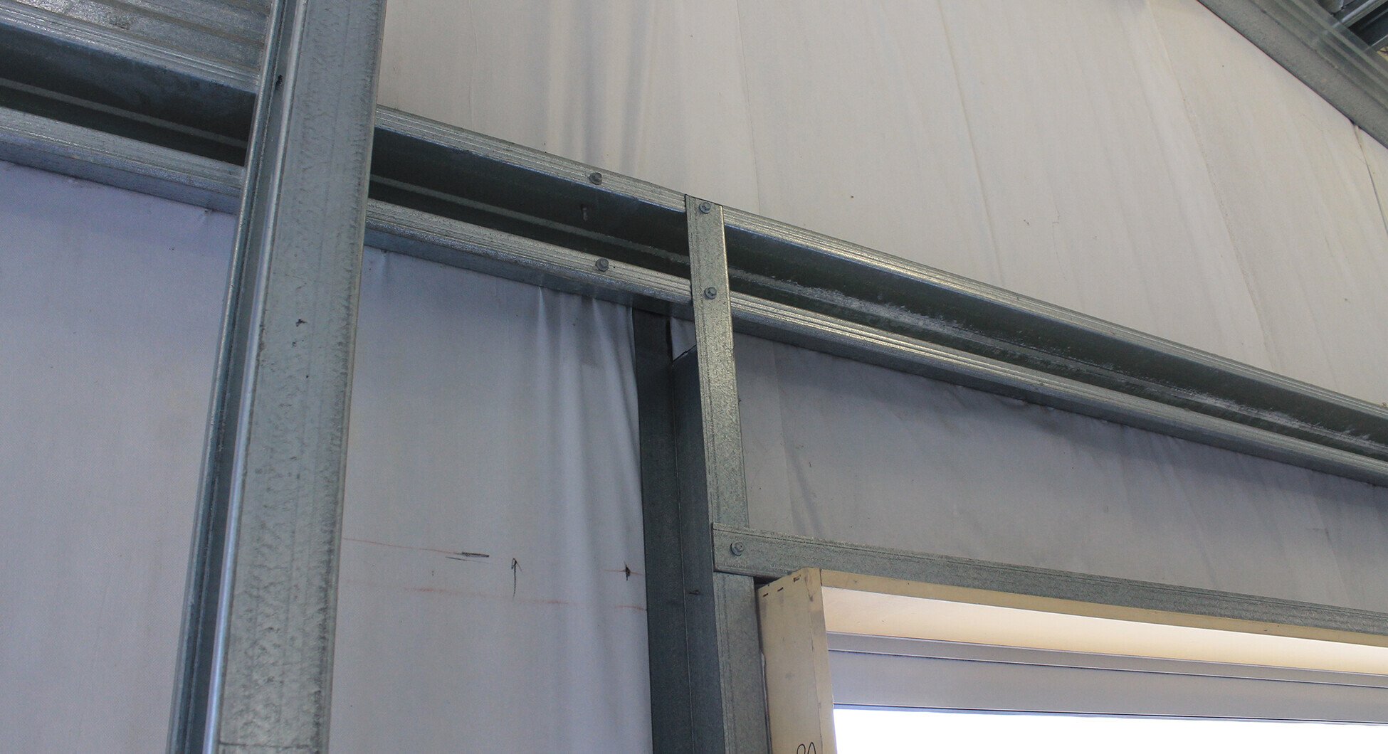 Tophat Purlins for roof, wallgirts, floor joists, carports Rollforming Services Ltd