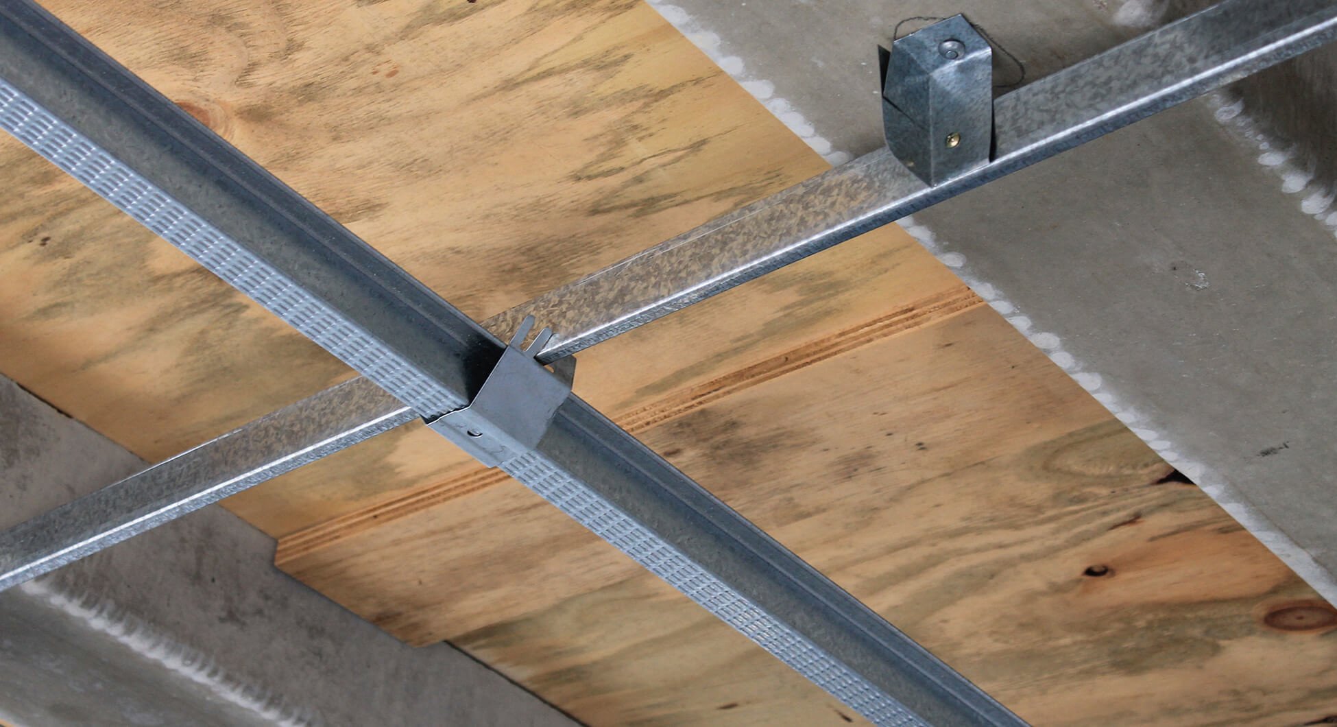 30mm Ceiling Batten - Direct Screw or Clip Fix Batten | Rollforming Services Ltd - Rollforming