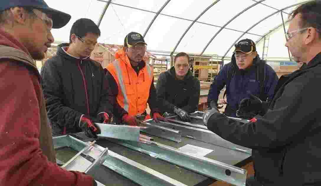 Wintec’s carpentry students eye-opening day assembling steel framing