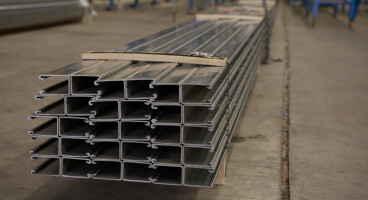 RFS Back To Back Strut